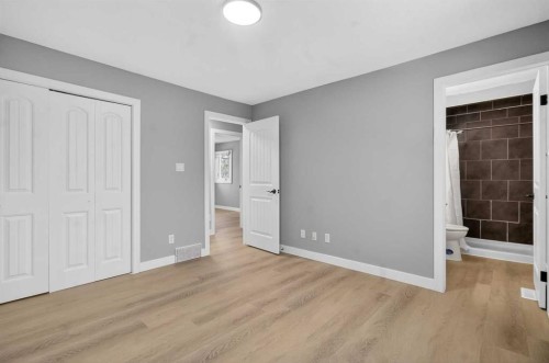 415 Templeton Road Ne, Calgary, AB - Indoor