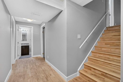 415 Templeton Road Ne, Calgary, AB - Indoor Photo Showing Other Room