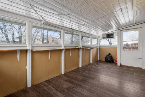415 Templeton Road Ne, Calgary, AB - Indoor Photo Showing Other Room