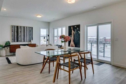 72-2117 81St Street Sw, Calgary, AB - Indoor