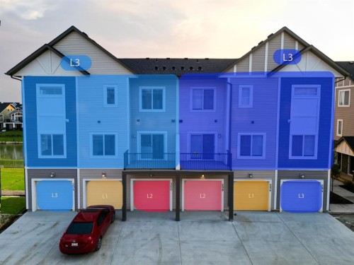 72-2117 81St Street Sw, Calgary, AB - Outdoor With Facade