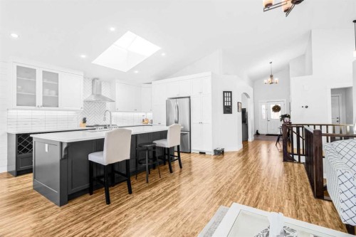 811 Boulder Creek Drive Se, Langdon, AB - Indoor