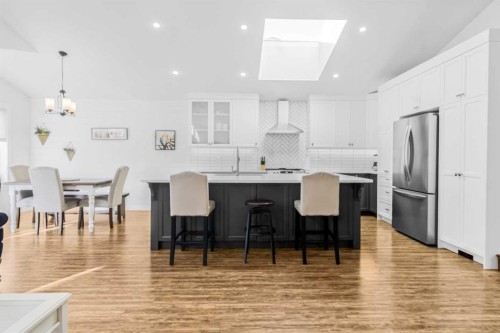 811 Boulder Creek Drive Se, Langdon, AB - Indoor