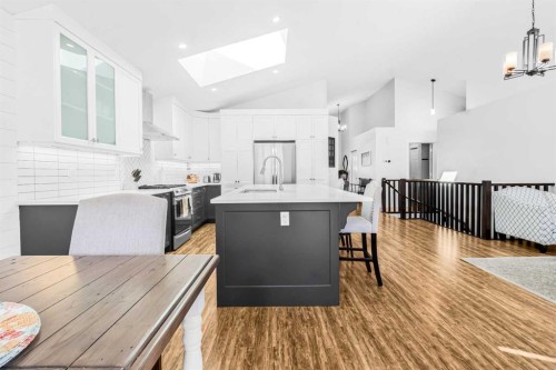 811 Boulder Creek Drive Se, Langdon, AB - Indoor Photo Showing Kitchen