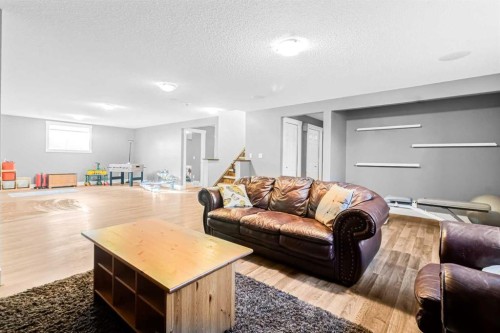 811 Boulder Creek Drive Se, Langdon, AB - Indoor