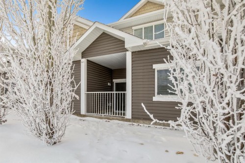 D-204 6 Avenue, Strathmore, AB - Outdoor