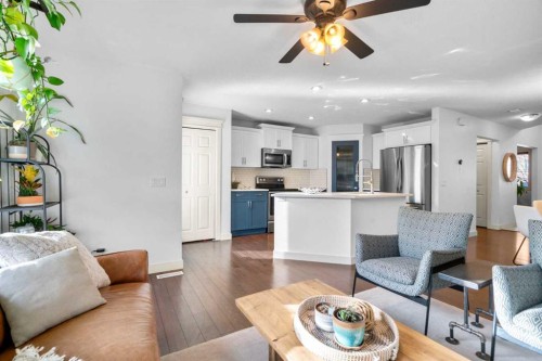 263 Evanston Way Nw, Calgary, AB - Indoor Photo Showing Living Room