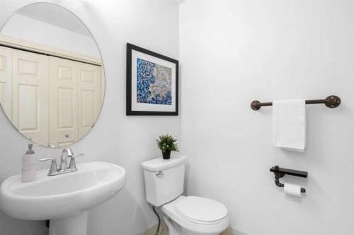263 Evanston Way Nw, Calgary, AB - Indoor Photo Showing Bathroom