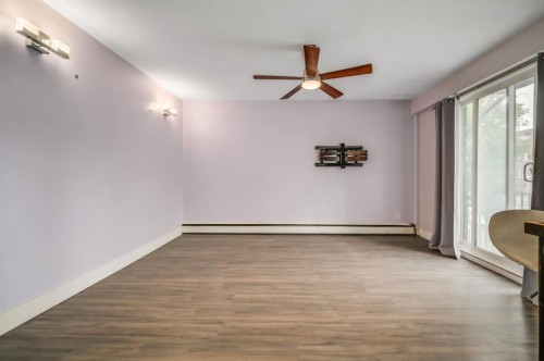 201-1027 12 Avenue Sw, Calgary, AB - Indoor Photo Showing Other Room