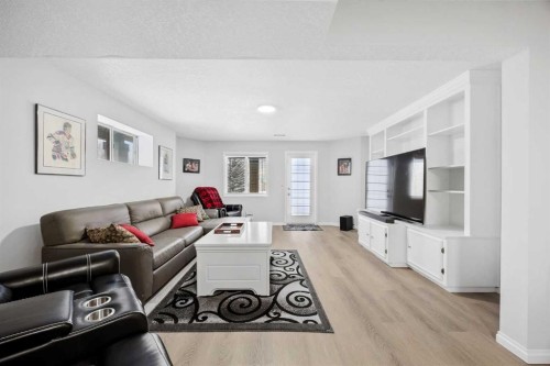 127 Invermere Close, Chestermere, AB - Indoor Photo Showing Living Room