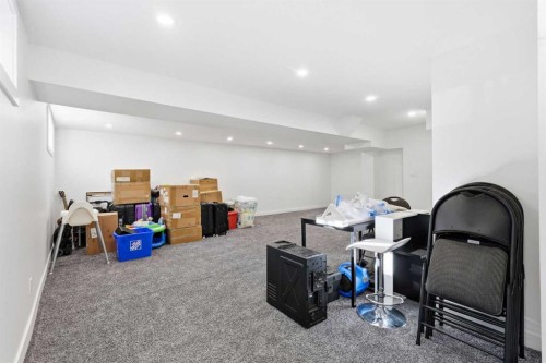 69 Harrow Crescent Sw, Calgary, AB - Indoor