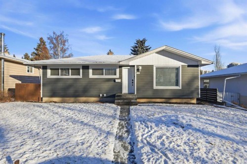 69 Harrow Crescent Sw, Calgary, AB - Outdoor
