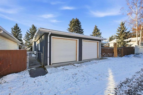 69 Harrow Crescent Sw, Calgary, AB - Outdoor With Exterior