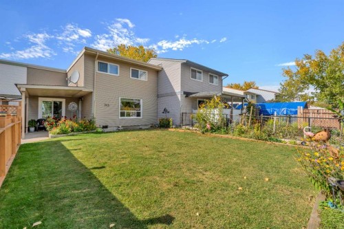 713 44 Street Se, Calgary, AB - Outdoor
