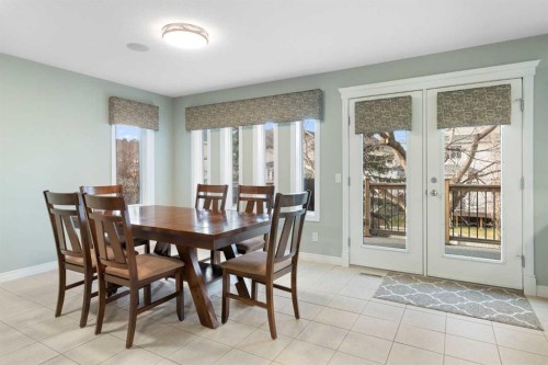 124 Cresthaven Place Sw, Calgary, AB - Indoor Photo Showing Dining Room