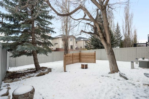 124 Cresthaven Place Sw, Calgary, AB - Outdoor