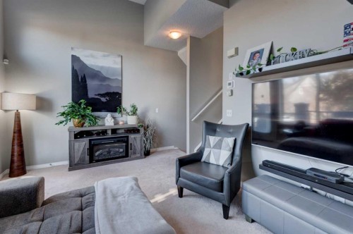 219 Copperfield Lane Se, Calgary, AB - Indoor Photo Showing Other Room