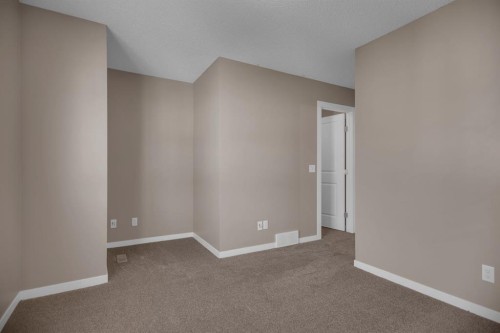 136 New Brighton Point Se, Calgary, AB - Indoor Photo Showing Other Room