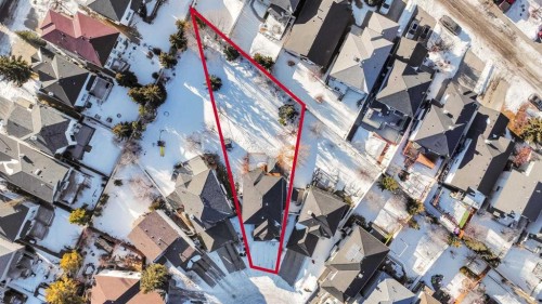 60 Citadel Peak Mews Nw, Calgary, AB - Indoor Photo Showing Other Room