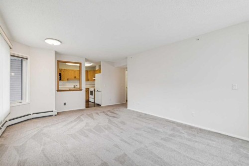 2309-2309 Hawksbrow Point, Calgary, AB - Indoor Photo Showing Other Room