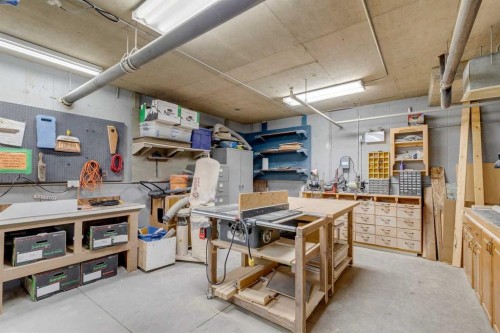 2309-2309 Hawksbrow Point, Calgary, AB - Indoor