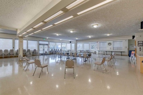 2309-2309 Hawksbrow Point, Calgary, AB - Indoor Photo Showing Dining Room