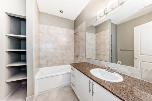 12 Cougar Ridge Landing Sw, Calgary, AB - Indoor Photo Showing Bathroom
