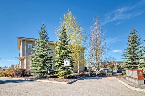 12 Cougar Ridge Landing Sw, Calgary, AB - Outdoor