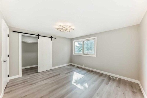 15104 1 Street Se, Calgary, AB - Indoor Photo Showing Other Room