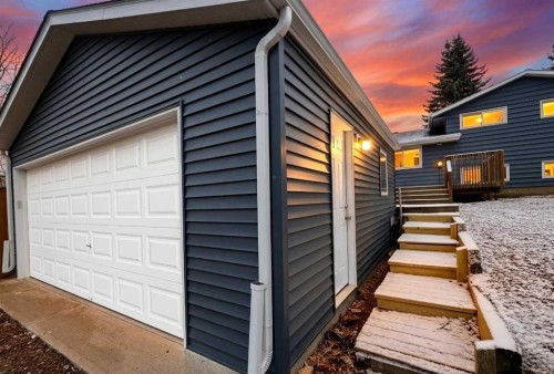 15104 1 Street Se, Calgary, AB - Outdoor With Exterior