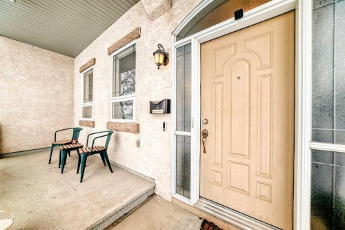 252 18 Avenue Nw, Calgary, AB - Outdoor With Exterior