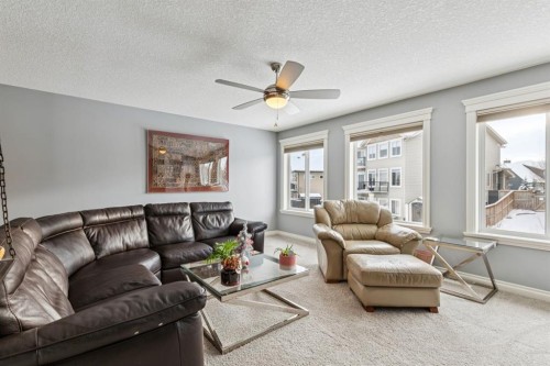 135 Auburn Sound Manor Se, Calgary, AB - Indoor Photo Showing Living Room