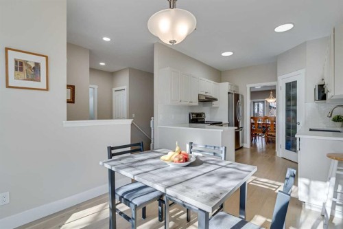 84 Shannon Estates Terrace Sw, Calgary, AB - Indoor Photo Showing Dining Room