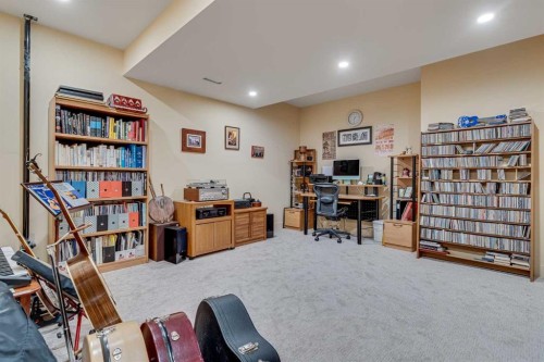 84 Shannon Estates Terrace Sw, Calgary, AB - Indoor