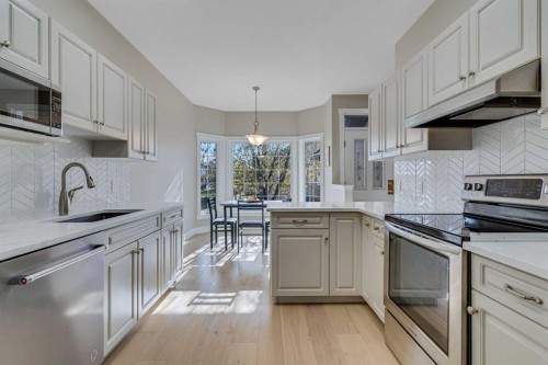 84 Shannon Estates Terrace Sw, Calgary, AB - Indoor Photo Showing Kitchen With Stainless Steel Kitchen With Upgraded Kitchen