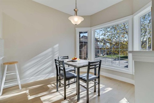 84 Shannon Estates Terrace Sw, Calgary, AB - Indoor Photo Showing Dining Room