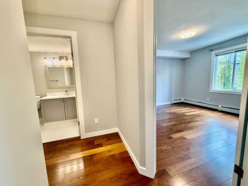 1212-2518 Fish Creek Boulevard Sw, Calgary, AB - Indoor Photo Showing Other Room