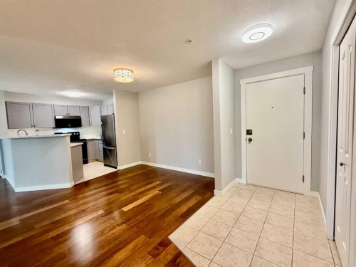 1212-2518 Fish Creek Boulevard Sw, Calgary, AB - Indoor Photo Showing Other Room