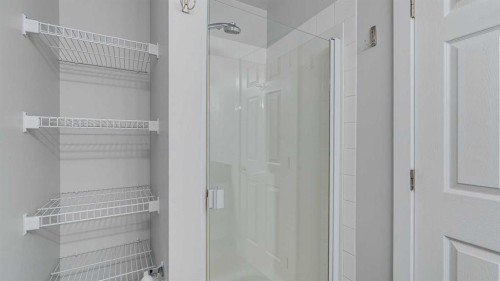 3667 Sierra Morena Road Sw, Calgary, AB - Indoor