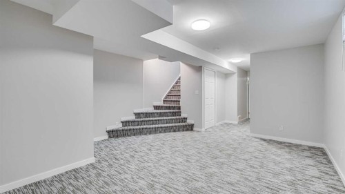 3667 Sierra Morena Road Sw, Calgary, AB - Indoor Photo Showing Other Room