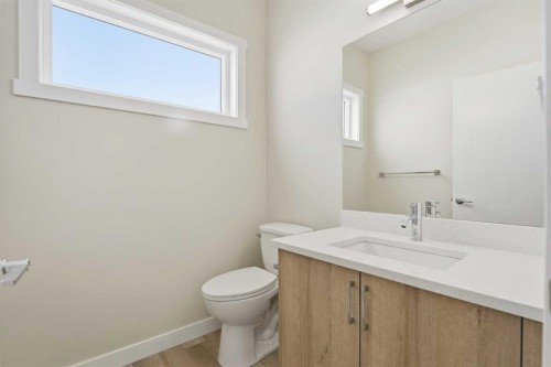 628 Red Sky Villas Ne, Calgary, AB - Indoor Photo Showing Bathroom