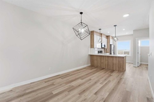 628 Red Sky Villas Ne, Calgary, AB - Indoor Photo Showing Kitchen