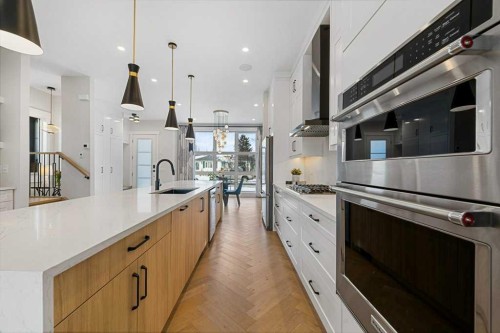 1919 21 Avenue Nw, Calgary, AB - Indoor Photo Showing Kitchen With Upgraded Kitchen