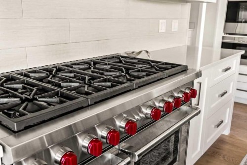4115 15 Street Sw, Calgary, AB - Indoor Photo Showing Kitchen