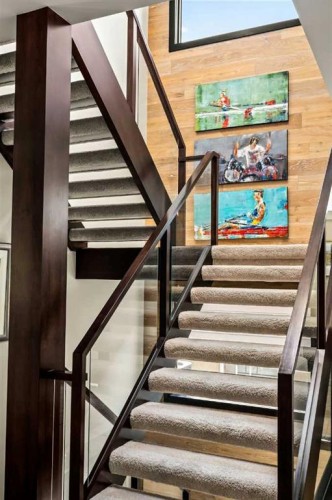 4115 15 Street Sw, Calgary, AB - Indoor Photo Showing Other Room