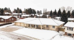5235 38 Street Crescent  Innisfail, AB T4G 1G7
