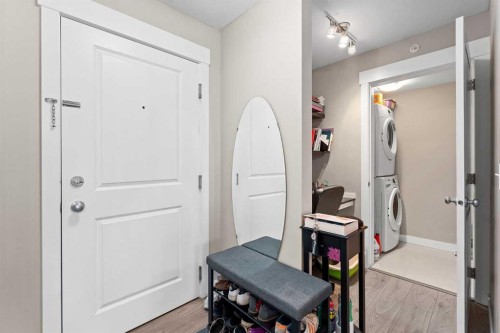 3407-11 Mahogany Row Se, Calgary, AB - Indoor Photo Showing Other Room