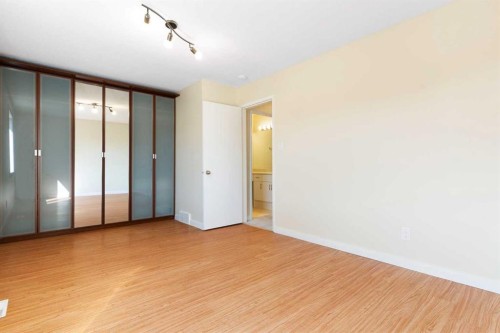 32-80 Galbraith Drive Sw, Calgary, AB - Indoor Photo Showing Other Room