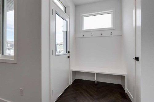 74 Agate Road, Cochrane, AB - Indoor Photo Showing Other Room