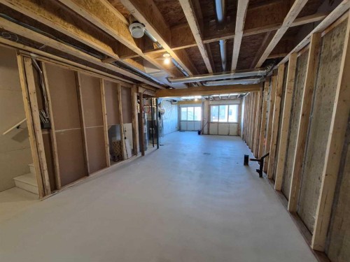 74 Agate Road, Cochrane, AB - Indoor